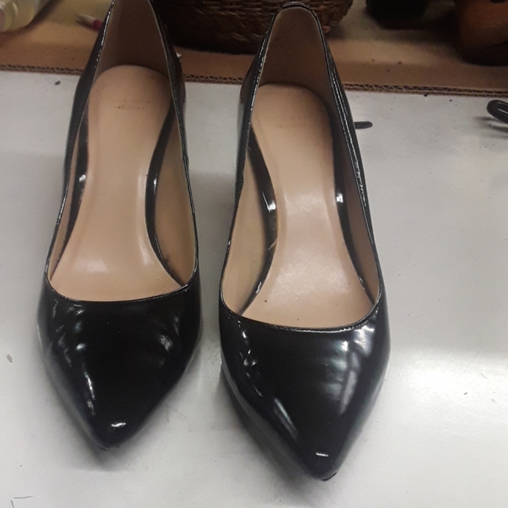 Womens black patent heels